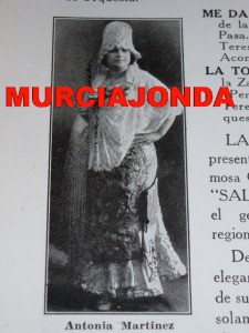 Antonia Mart�nez Burruezo 'La Salerito'