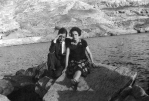 Carmen Conde y Antonio Oliver en el faro de San Pedro (Cartagena) en 1927 