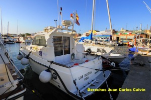 Figura 3. La vigilancia es constante por parte de los profesionales encargados de la misma. Embarcaci�n de vigilancia de la Reserva