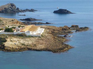 Panor�mica del lapiaz costero de Cala Reona