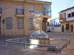 Escultura de Pepe Yages en Ceut