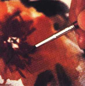 Pedro Cano pintando.