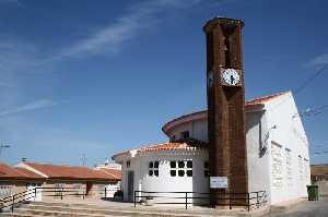 Campanario y Ermita de Las Lomas de El Paret�n 