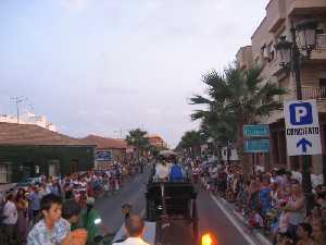  Ruta en carro al atardecer 