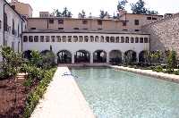 Vista del Claustro y la Alberca 