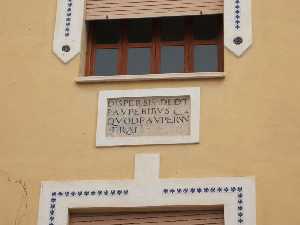 Distribuy y entreg a los pobres lo que de los pobres era [Ojs_Toms Lpez de Pobeda]