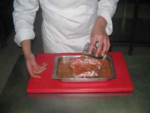 A�adir el vino blanco 