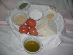 Bodeg�n Queso frito con tomate 