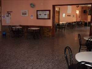 Sal�n de la Asociacion de Vecinos 