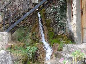  Fuente junto al Molino de Benizar 