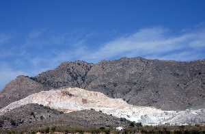 Canteras de Mrmol en la Sierra del Cantn 