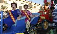 Sentadas en la carroza