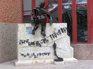 Monumento a Saint Exupery 