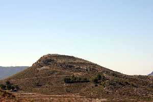 Sierra del Yacimiento Arqueol�gico  