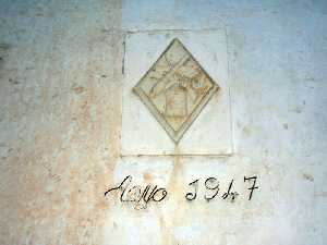 Escudo pared 1947. Viviendas f�brica de la p�lvora
