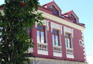 Cas�n en la Plaza de la Luz