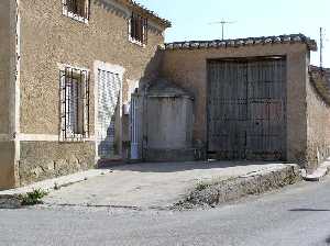 Caser�n con aljibe