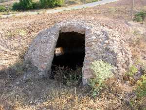 Aljibe en carretera Fuente �lamo