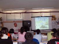 Los audiovisuales ayudan a los monitores en las tareas de divulgaci�n